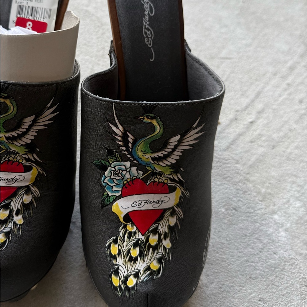 NWT AND BOX: ED HARDY HEELS ❤️‍🔥❤️‍🔥❤️‍🔥